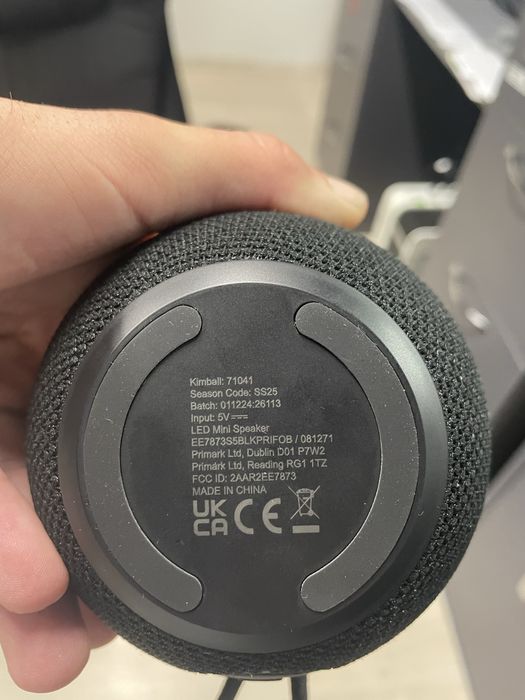 Amanet ozana vinde Boxa portabila