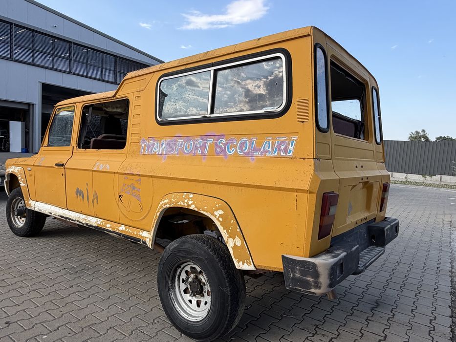 ARO 338 TC – model foarte rar, dedicat transportului școlar