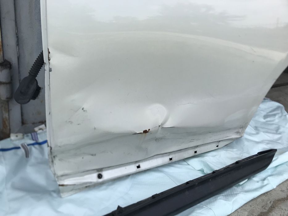 Врати Nissan Pathfinder r52 2017