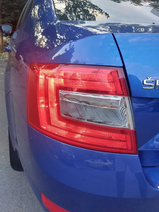 Stop stg/drp Octavia 3 berlina 2013-2017