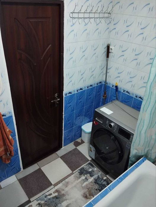 4 комн. (4/9/9) Корасарой вдоль дороги