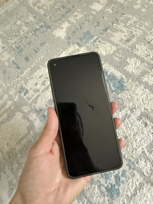 Продам смартфон в идеальном состояние Oppo reno7