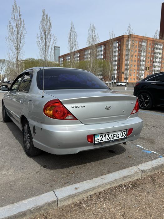 Kia Spectra продам