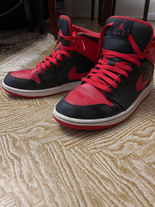 Air Jordan 1 mid
