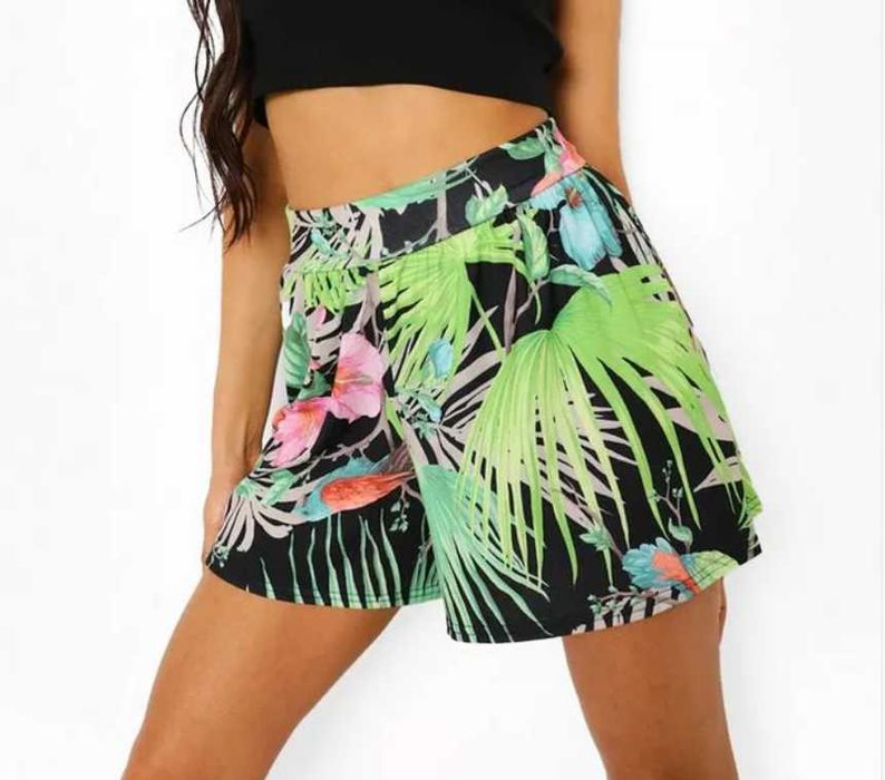 Pantaloni scurti jungle, nou, marime S/M