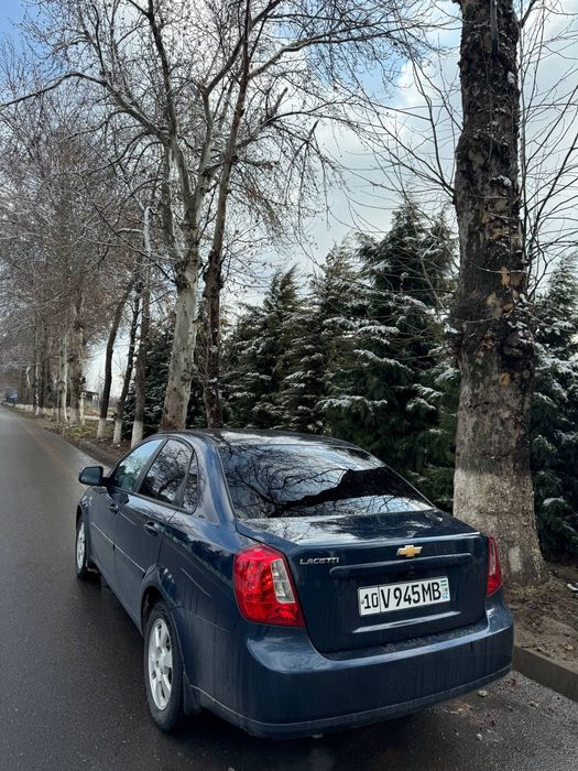 Gentra 2023 bez luk srochni sotiladi