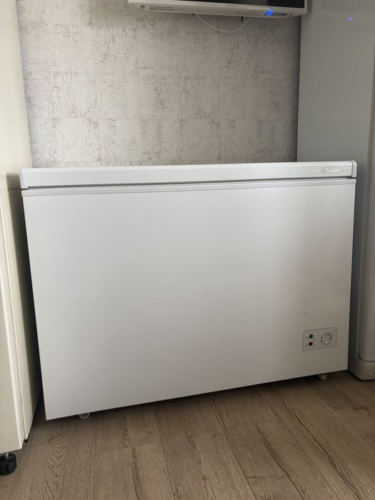 Продам морозильник