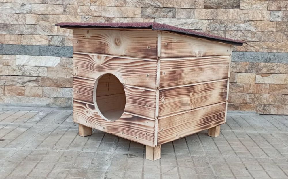 Дървена къща за котки и малки породи кучета , къща за котка куче