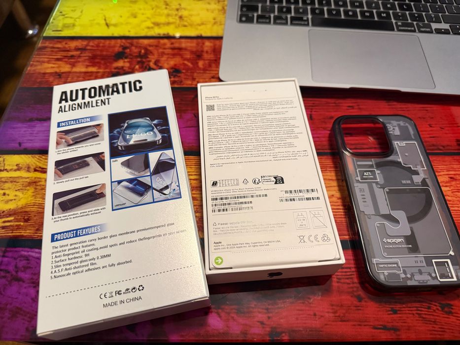 iPhone 16 pro black 512gb ca nou, 100% baterie folosit 6 luni, factura