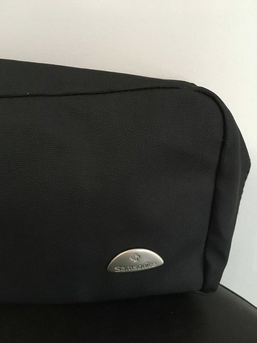 SAMSONITE несесер за път