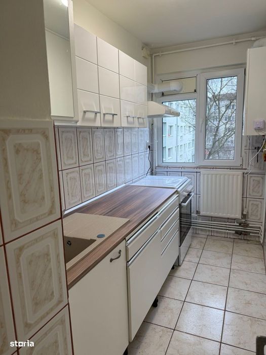 Apartament 3 camere, zona Girocului - Spital Judetean