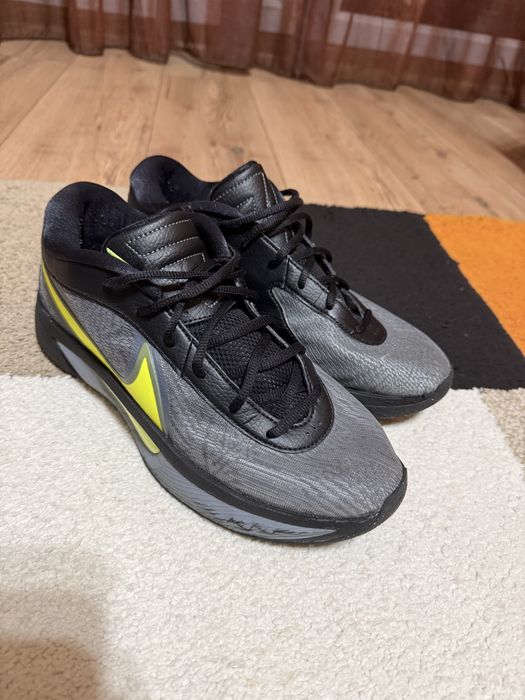 nike giannis freak 6