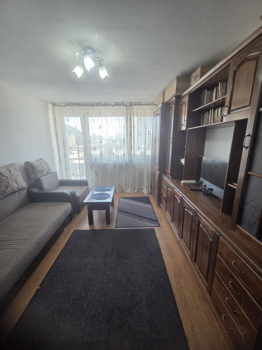 Garsoniera  de inchiriat in Piatra Neamt in blocul Turn de la Unic