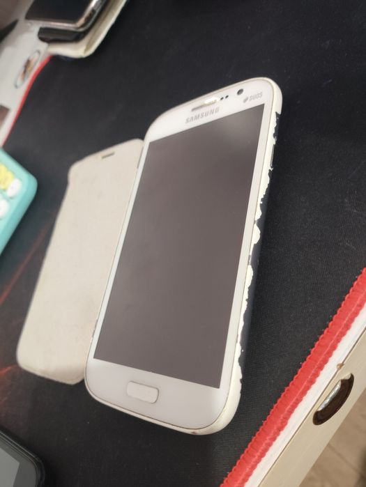 Смартфоны разные