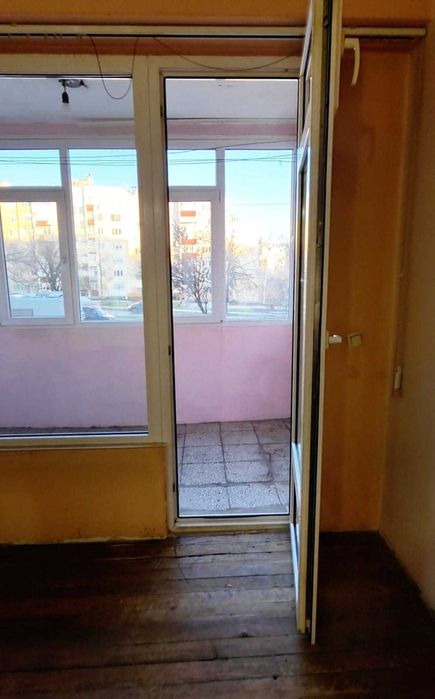 Продава се Тристаен апартамент в Благоевград, Ален мак - 60 кв.м за 561 €/кв.м - Снимка #1