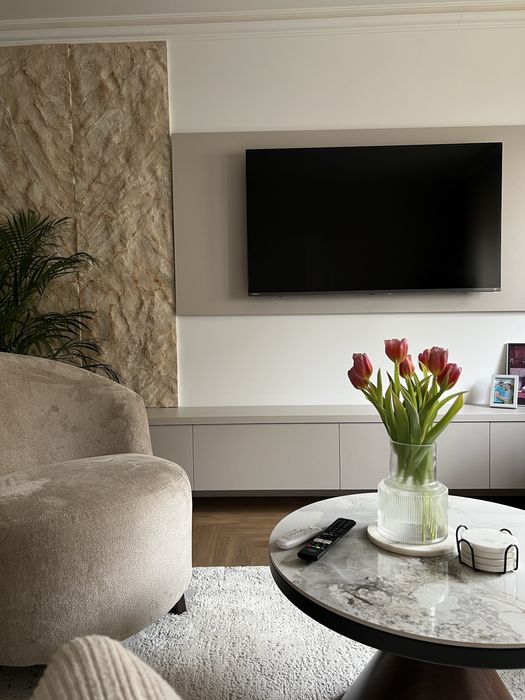 Vand apartament ( 3 camere )