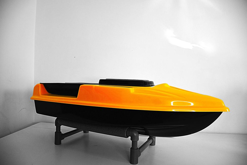 Coca Navomodel Platat EVO HYBRID WATERCRUISER Culori Neon