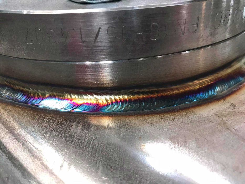 Заварчик Пловдив Заваръчни Услуги Метални Конструкции, Парапети, Тръби