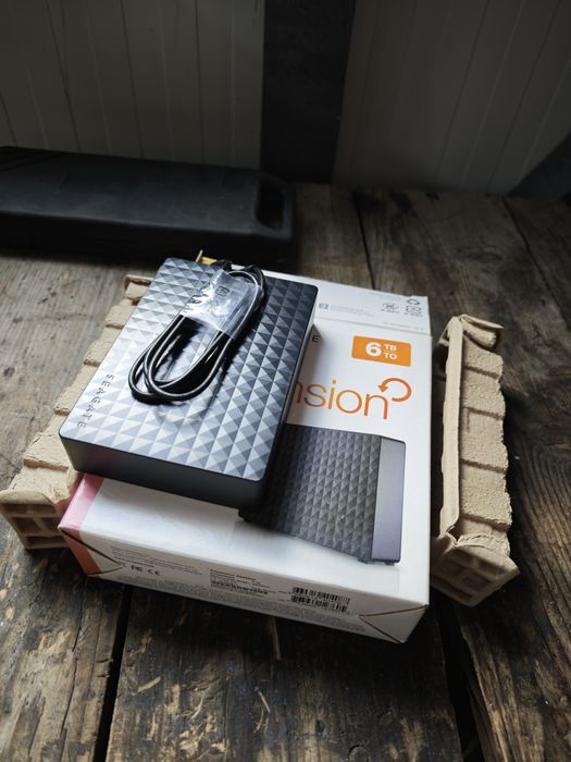 Seagate expansion 6tb nou in cutie