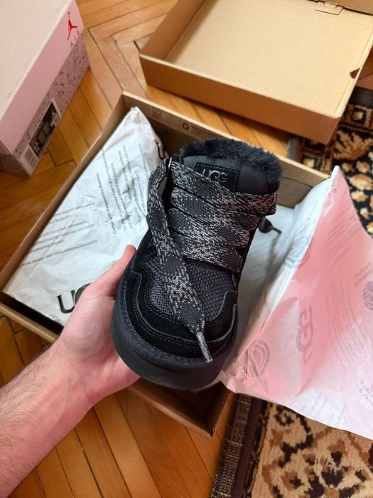UGG Lowmel Negru (marimi: 37,38,39)