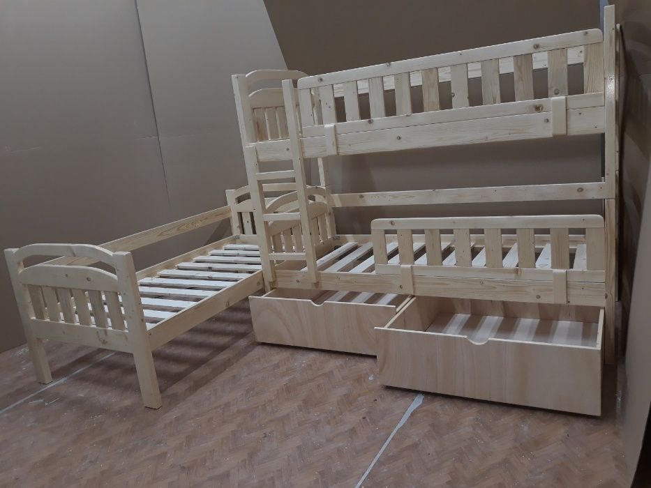 TRANSPORT GRATUIT.Pat triplu etajat cod 3001