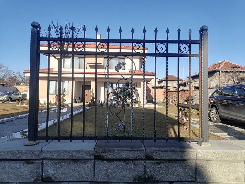 Строителни услуги, ограждане, фундаменти, полагане на паваж,ремонти