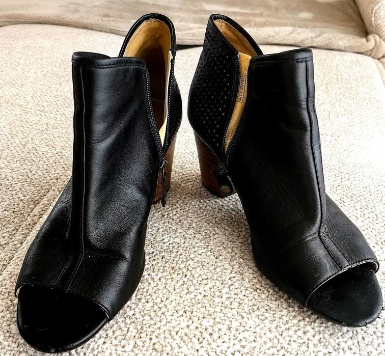 Botine din piele, marca Geox, marime 38 1/2