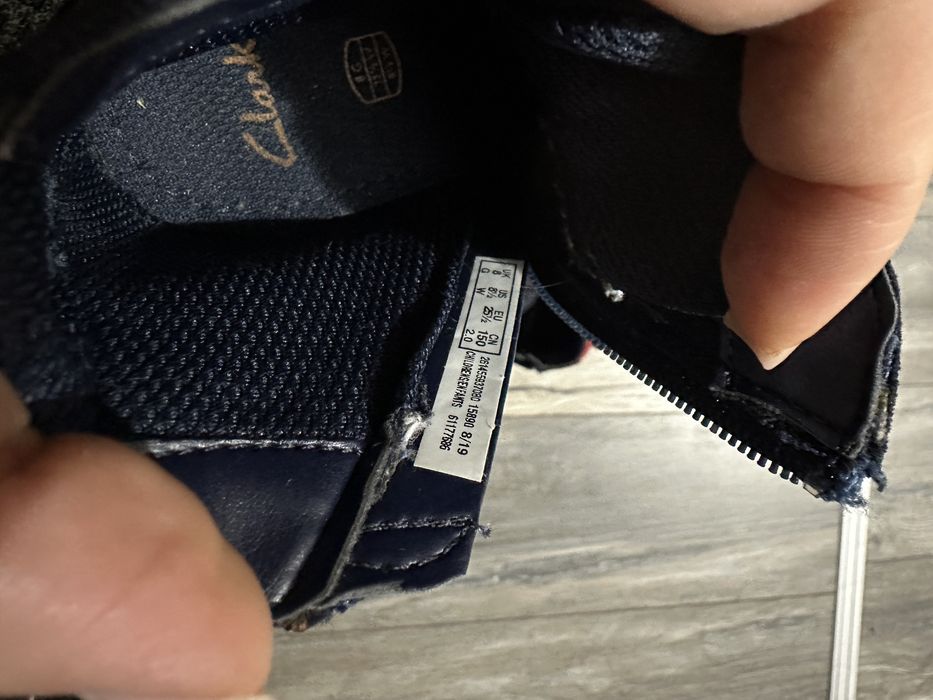 Ghete baietei Clarks