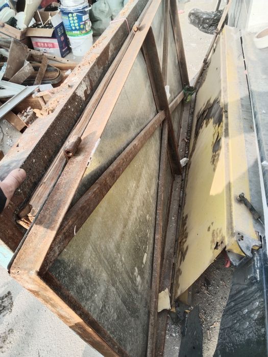 Срочно продам железный двери