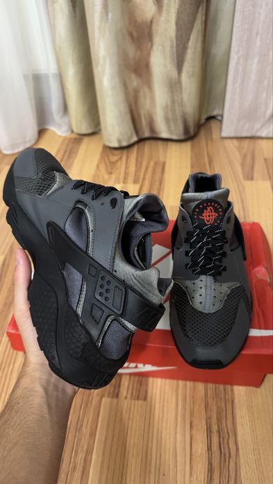 Nike Huarache marimea 44.5