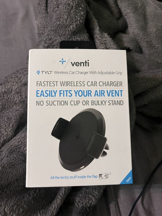 Безжично зарядно за кола