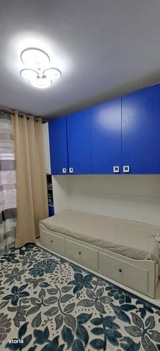 Apartament 3 camere, 80 mp, etaj 3 ,Radauti