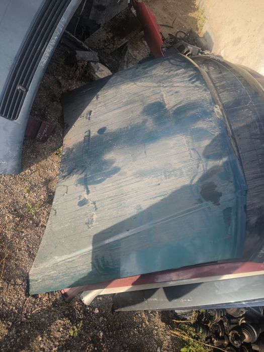 Капот Субару форестер 97 год 2000