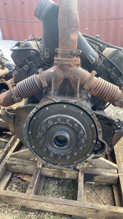 Продам двигатель на к-701