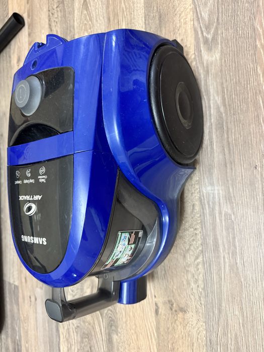 Б/у пылесос сатылады