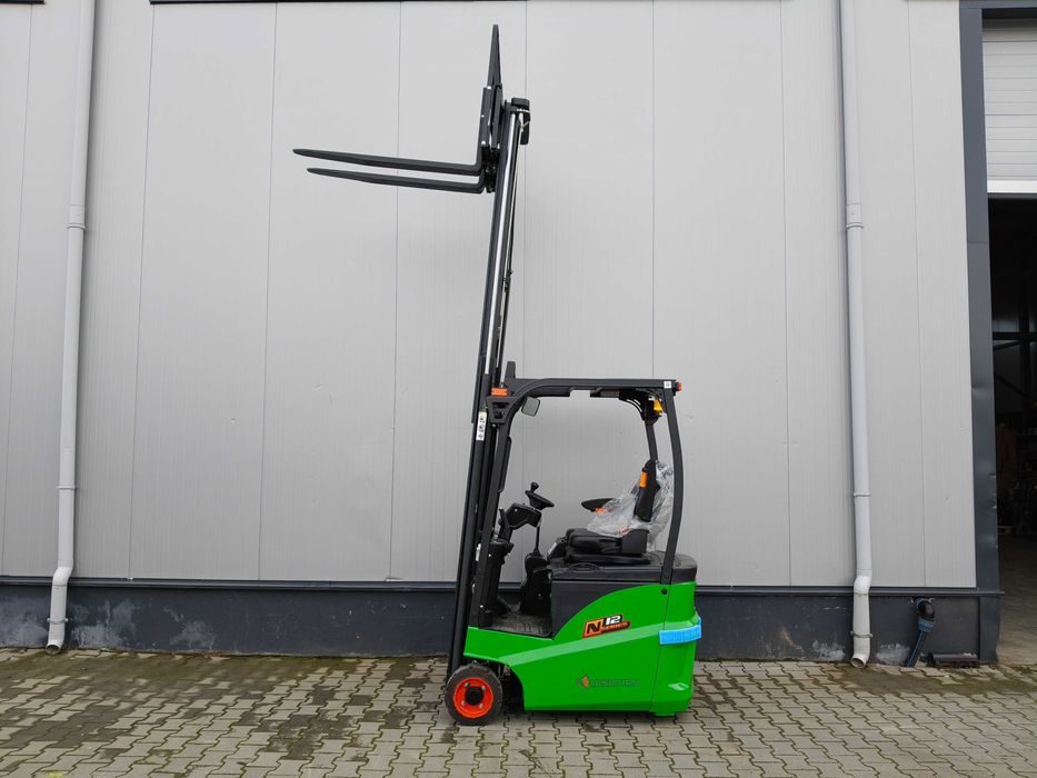 НОВ Електрокар Noblelift , триопорен, до 1.2 тона, до 3.3 м, duplex