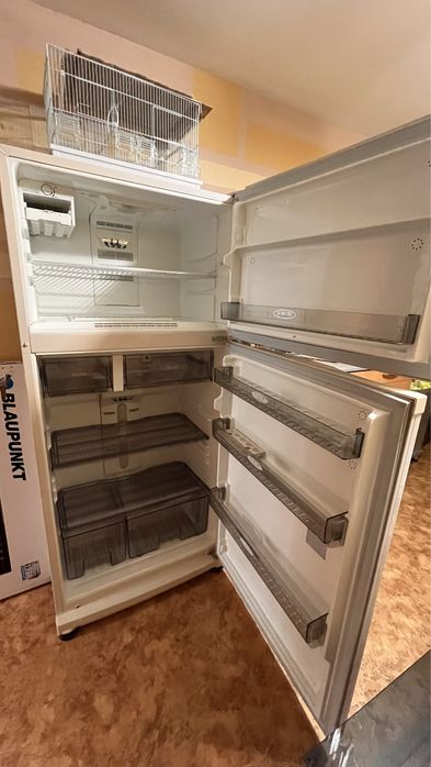 Холодильник б/у