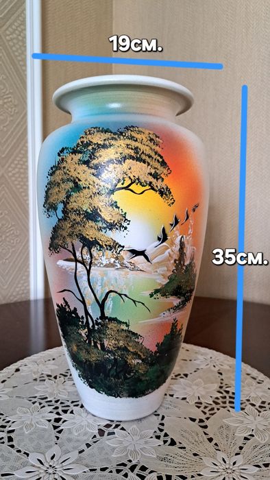 Продам вазу керамическую