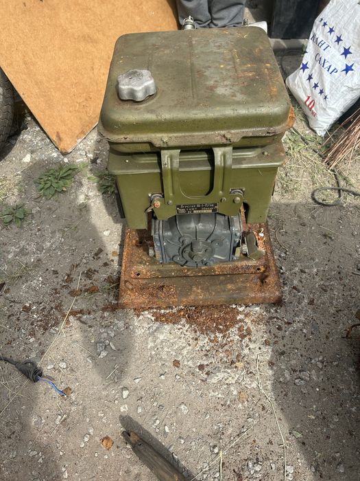 Генератор на бензине