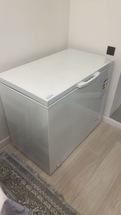 Морозильник Midea