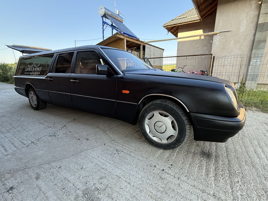 Masina funerara ( dric )