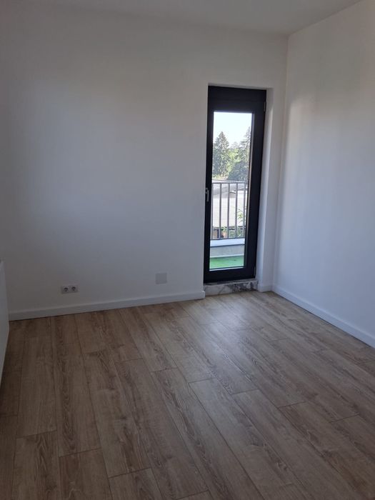 Proprietar vând apartament 3 camere