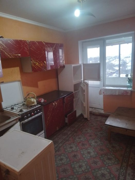 Продам 1а ком Володарского