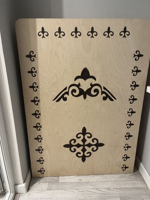 Продается стол -трансформер в отличном состоянии