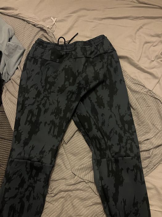 Nike Tech Fleece много як дизайн цял екип