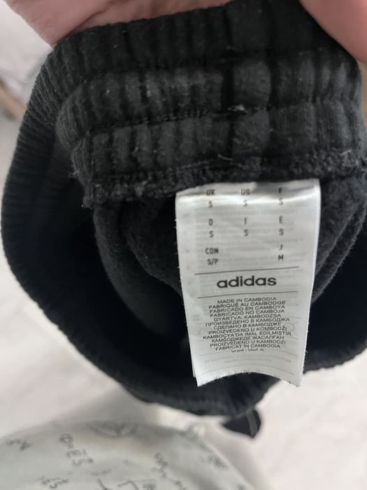 Pantaloni Adidas Negri