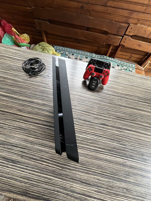 Playstation 4 slim 1tb