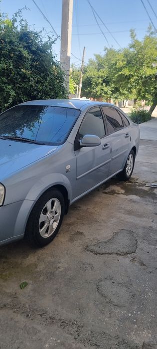Lasetti 1.8 mexanika 2 pazitsa