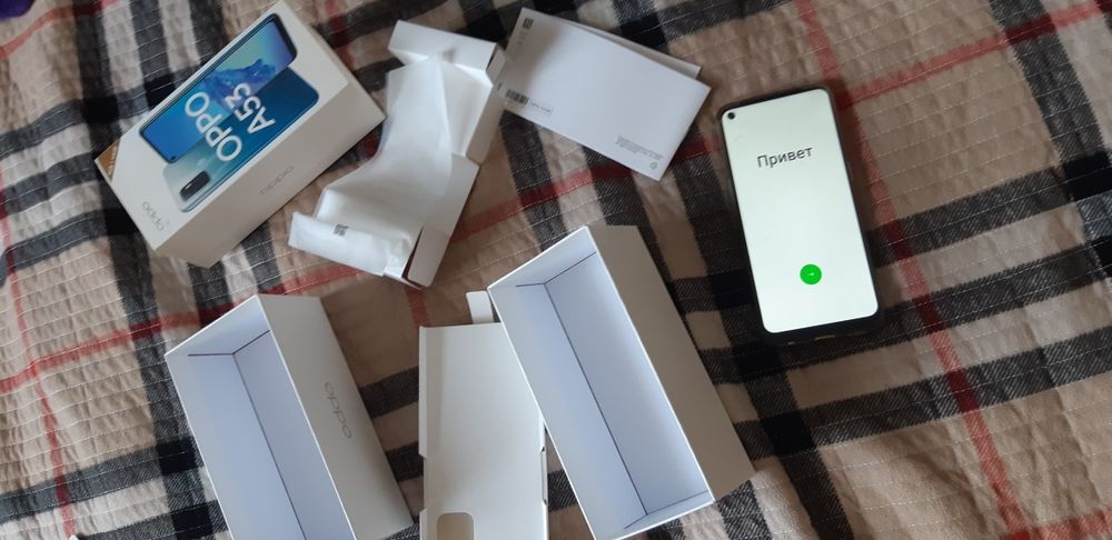 Продам телефон Самсунг