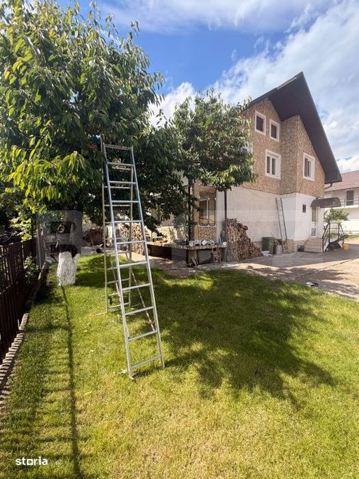 Casa + Spatiu comercial | 5796 mp teren | Burdujeni